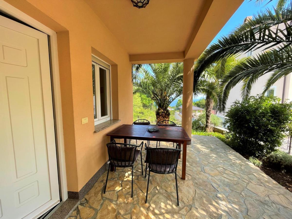 Grand Pool Apartment Ika-Οπατία Εξωτερικό φωτογραφία
