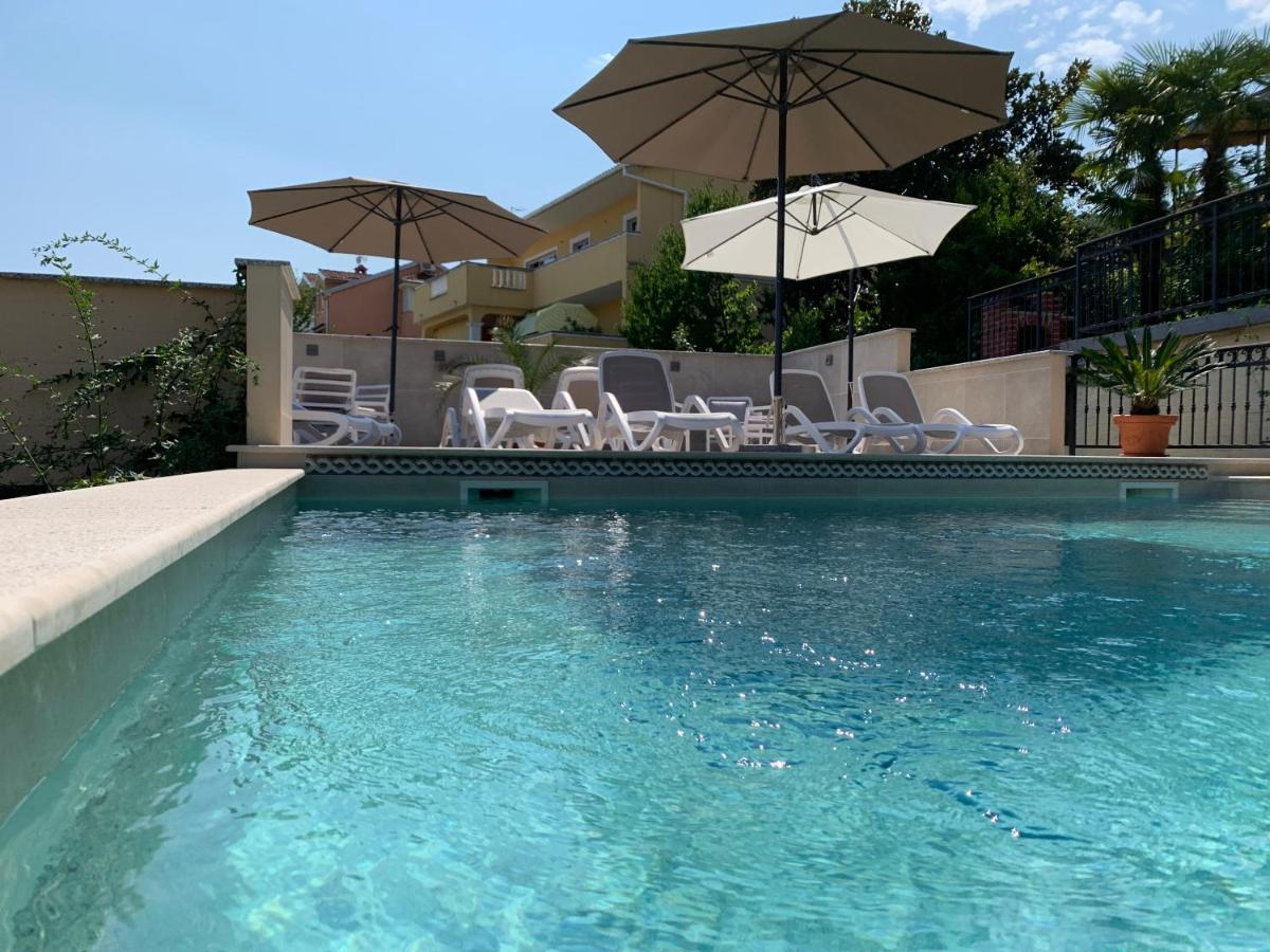 Grand Pool Apartment Ika-Οπατία Εξωτερικό φωτογραφία