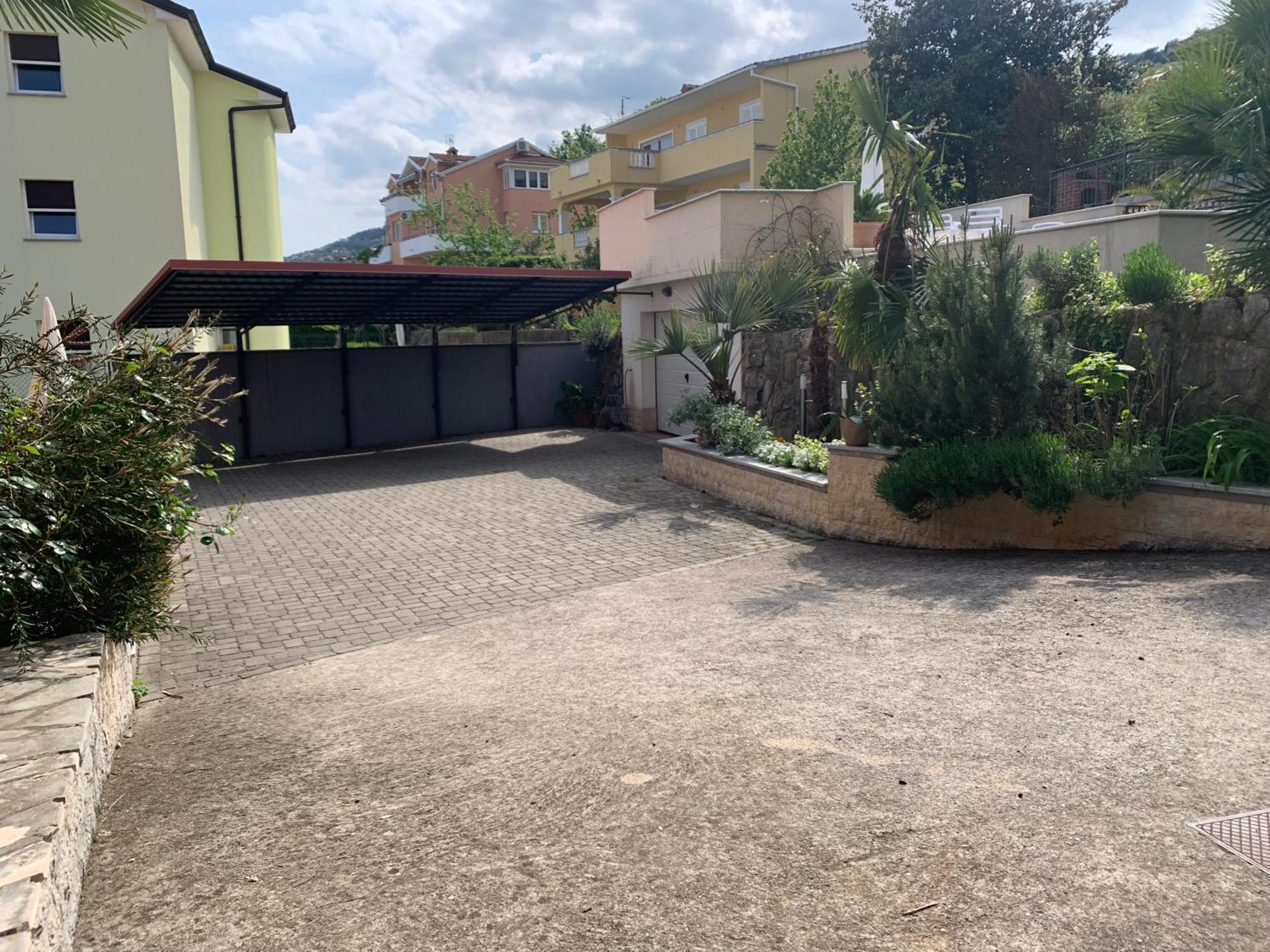 Grand Pool Apartment Ika-Οπατία Εξωτερικό φωτογραφία